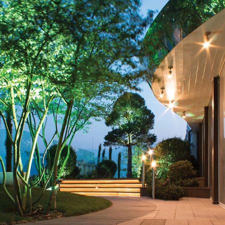 키예프 Luxury For Business & Pleasure Royal 2 아파트 외부 사진