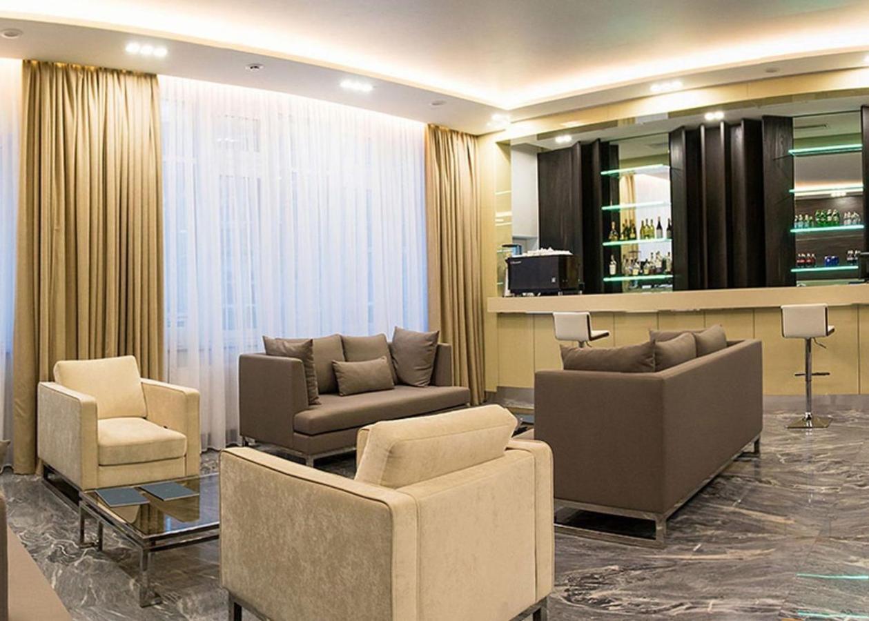 키예프 Luxury For Business & Pleasure Royal 2 아파트 외부 사진